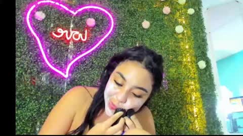 Snapshot of salome_domi chatting on December 7, 6:37 pm salome online show from December 7, 6:37 pm