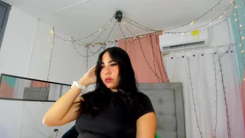 Snapshot of salome_domi chatting on December 14, 8:13 pm salome online show from December 14, 8:13 pm