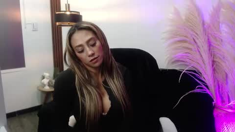 salome_drasin online show from September 25, 4:38 am