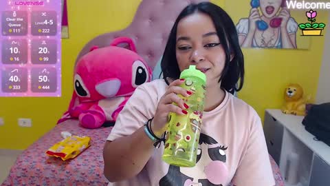 Snapshot of salome_franco chatting on December 18, 11:19 pm Sofii online show from December 18, 11:19 pm