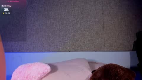 Snapshot of salomeferreira_ chatting on November 10, 5:23 pm Salome Ferreira online show from November 10, 5:23 pm