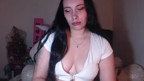 Snapshot of salomefox2 chatting on February 1, 4:14 am yenny online show from February 1, 4:14 am