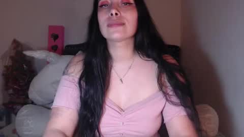 Snapshot of salomefox2 chatting on February 2, 7:41 am yenny online show from February 2, 7:41 am