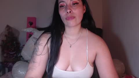 Snapshot of salomefox2 chatting on February 11, 4:22 am yenny online show from February 11, 4:22 am