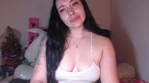 Snapshot of salomefox2 chatting on February 11, 7:23 am yenny online show from February 11, 7:23 am