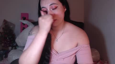 Snapshot of salomefox2 chatting on February 15, 4:25 am yenny online show from February 15, 4:25 am