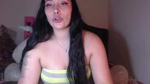 Snapshot of salomefox2 chatting on February 18, 4:26 am yenny online show from February 18, 4:26 am