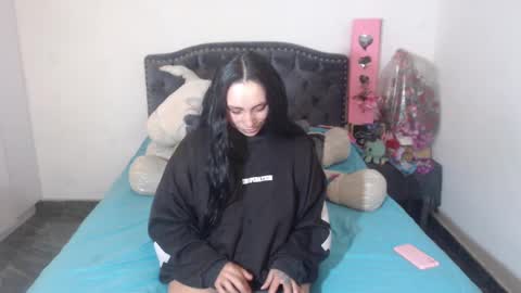 Snapshot of salomefox2 chatting on October 5, 3:16 am yenny online show from October 5, 3:16 am