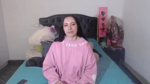 Snapshot of salomefox2 chatting on November 24, 4:12 am yenny online show from November 24, 4:12 am