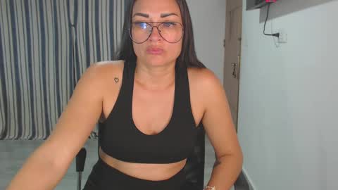 Snapshot of salomesaints chatting on September 11, 12:11 am salome online show from September 11, 12:11 am