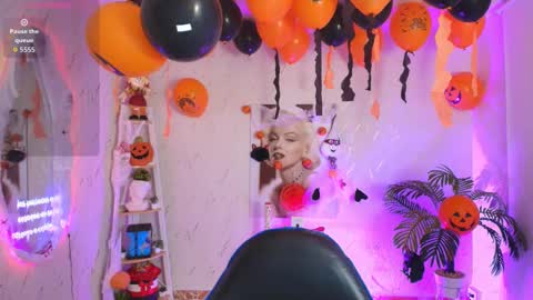 SALOME online show from October 18, 9:21 am