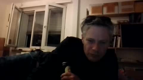Snapshot of salsapaulus chatting on May 6, 10:04 pm salsapaulus online show from May 6, 10:04 pm