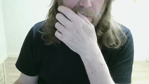 Saltimbanquier  Salt  ou  Banquier  online show from March 29, 7:58 pm