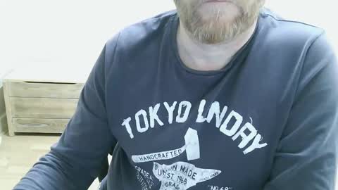 Saltimbanquier  Salt  ou  Banquier  online show from April 11, 8:57 pm