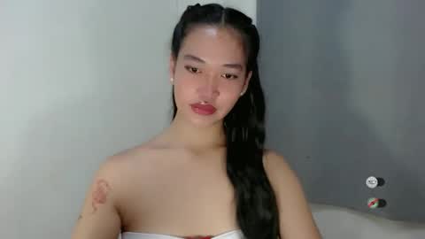 Snapshot of salva_fuckdoll chatting on October 19, 11:38 pm Salva online show from October 19, 11:38 pm