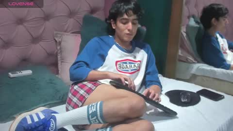 salvatore  online show from December 7, 11:56 pm