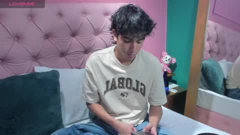 salvatore  online show from December 11, 9:23 pm