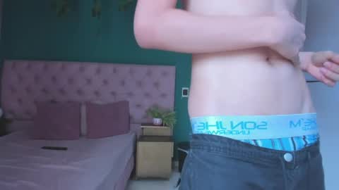 salvatore  online show from April 14, 10:27 pm