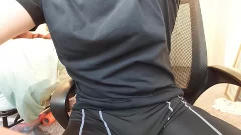 salvek online show from March 9, 9:19 pm