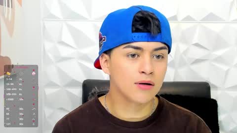 Snapshot of sam_daves_ chatting on November 11, 2:28 pm Sam online show from November 11, 2:28 pm