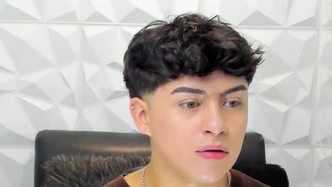 Snapshot of sam_daves_ chatting on November 21, 1:54 pm Sam online show from November 21, 1:54 pm