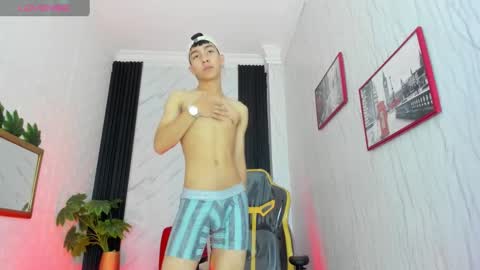 S A M online show from October 15, 7:47 pm