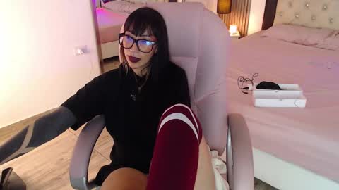 SAM MANSON online show from February 11, 6:22 pm