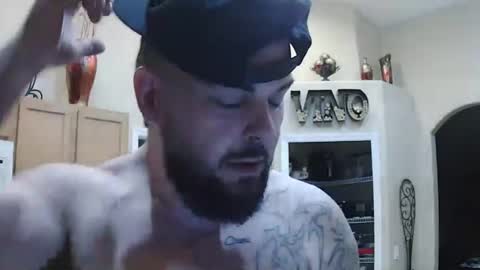 Snapshot of sam_papithebarber chatting on December 29, 10:01 am sam_papithebarber online show from December 29, 10:01 am