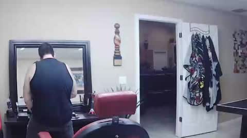 Snapshot of sam_papithebarber chatting on December 29, 11:50 pm sam_papithebarber online show from December 29, 11:50 pm