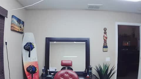 Snapshot of sam_papithebarber chatting on December 30, 2:53 am sam_papithebarber online show from December 30, 2:53 am