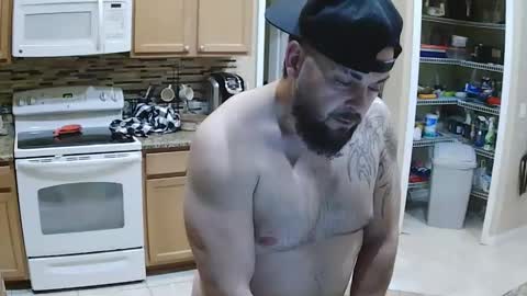 Snapshot of sam_papithebarber chatting on January 3, 11:14 am sam_papithebarber online show from January 3, 11:14 am