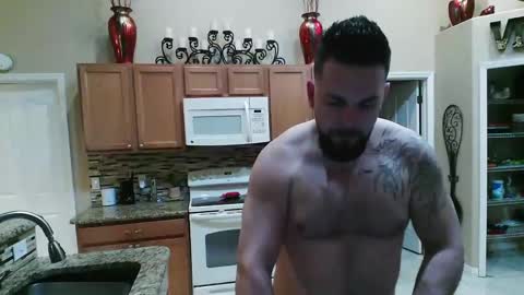 Snapshot of sam_papithebarber chatting on January 20, 3:26 am sam_papithebarber online show from January 20, 3:26 am