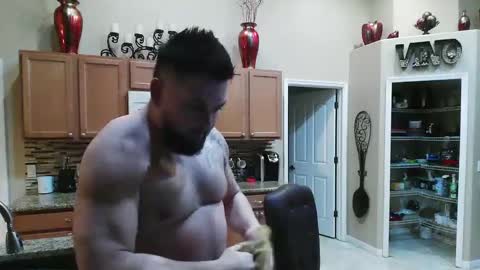 Snapshot of sam_papithebarber chatting on January 28, 12:26 am sam_papithebarber online show from January 28, 12:26 am