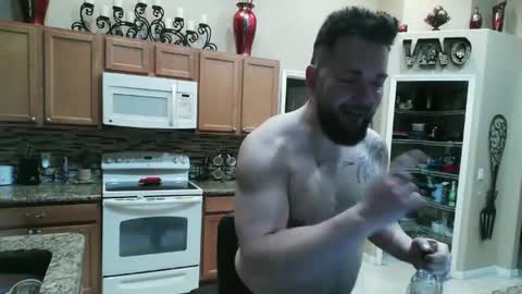 Snapshot of sam_papithebarber chatting on January 28, 8:04 am sam_papithebarber online show from January 28, 8:04 am