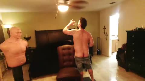 Snapshot of sam_papithebarber chatting on March 8, 5:17 am sam_papithebarber online show from March 8, 5:17 am