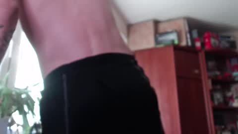 sam_skywalker online show from March 13, 7:15 am