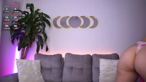 Sam Y Sen online show from April 19, 12:04 pm