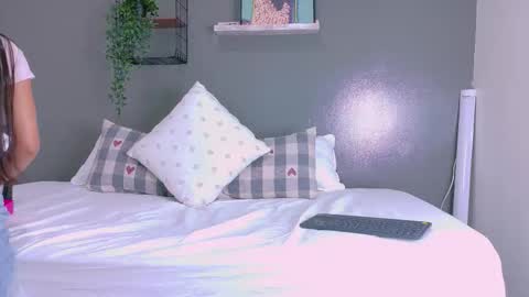 Snapshot of samagrey__ chatting on September 22, 11:34 am online show from September 22, 11:34 am