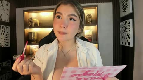 Snapshot of samanta_bone chatting on January 13, 12:30 am Samanta online show from January 13, 12:30 am