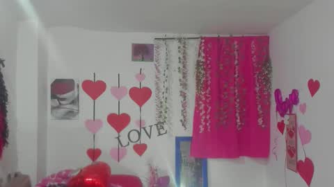 Snapshot of samantha__smile__ chatting on September 30, 3:11 am Samanthasmile online show from September 30, 3:11 am