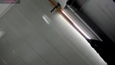 Snapshot of samantha_blow chatting on November 26, 3:18 am samantha_blow online show from November 26, 3:18 am