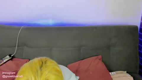 Snapshot of samantha_browwnn chatting on September 18, 2:19 pm samantha_browwnn online show from September 18, 2:19 pm