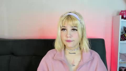 Snapshot of samantha_browwnn chatting on October 29, 10:28 am samantha_browwnn online show from October 29, 10:28 am