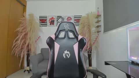 Snapshot of samantha_ga chatting on February 12, 8:18 pm Samantha ga online show from February 12, 8:18 pm