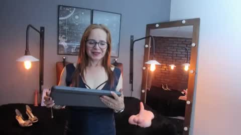 Snapshot of samantha_mature56 chatting on March 12, 10:59 am Sam online show from March 12, 10:59 am