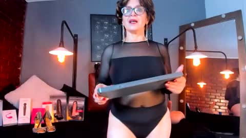 Sam online show from March 7, 2:41 am