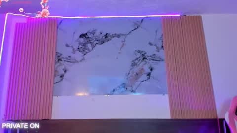 Snapshot of samantha_moons chatting on November 4, 10:20 pm samantha_moons online show from November 4, 10:20 pm