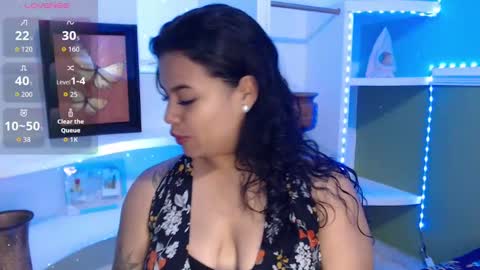 samantha_smiithh online show from October 13, 9:48 pm
