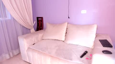 Snapshot of samantha_thompsoon chatting on November 1, 9:28 pm samantha_thompsoon online show from November 1, 9:28 pm