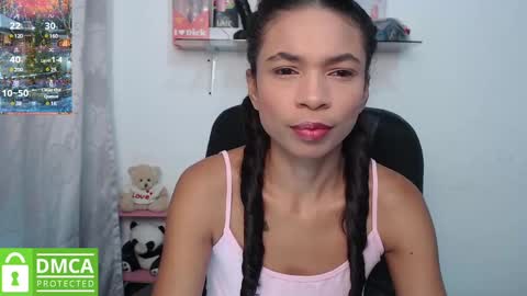 Snapshot of samanthaa_queen chatting on December 14, 11:07 am sam online show from December 14, 11:07 am